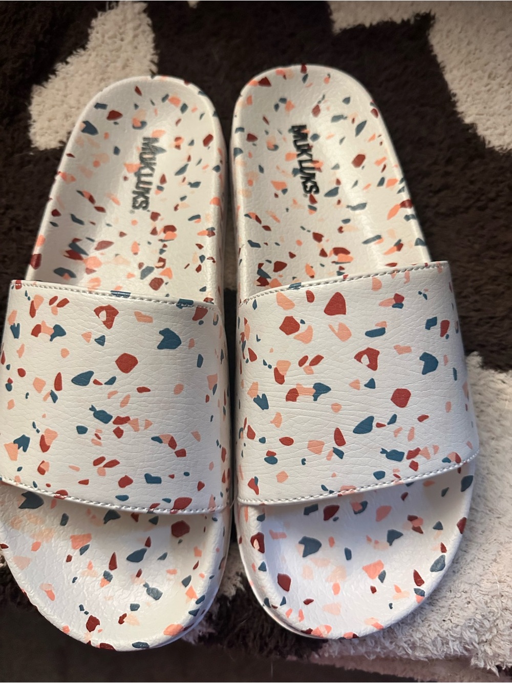 Muk Luks slide sandals